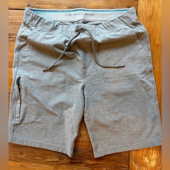 Mack Weldon Other - Mack Weldon Light Gray Athletic Shorts